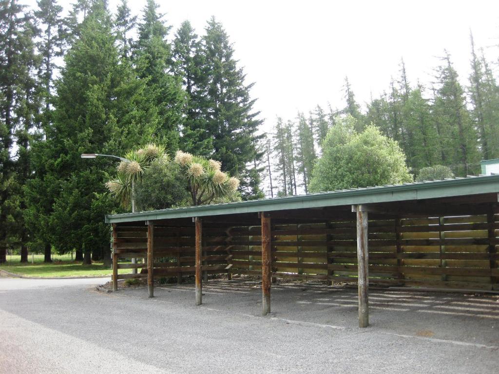 Alpine Holiday Apartments & Campground 핸머스프링스 객실 사진